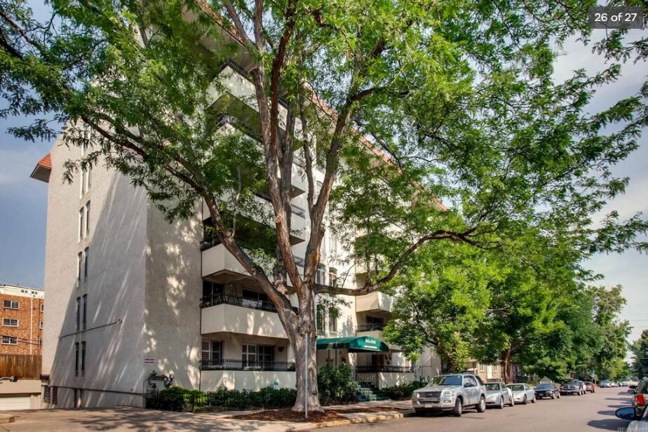 Building Photo - 1365 Columbine St