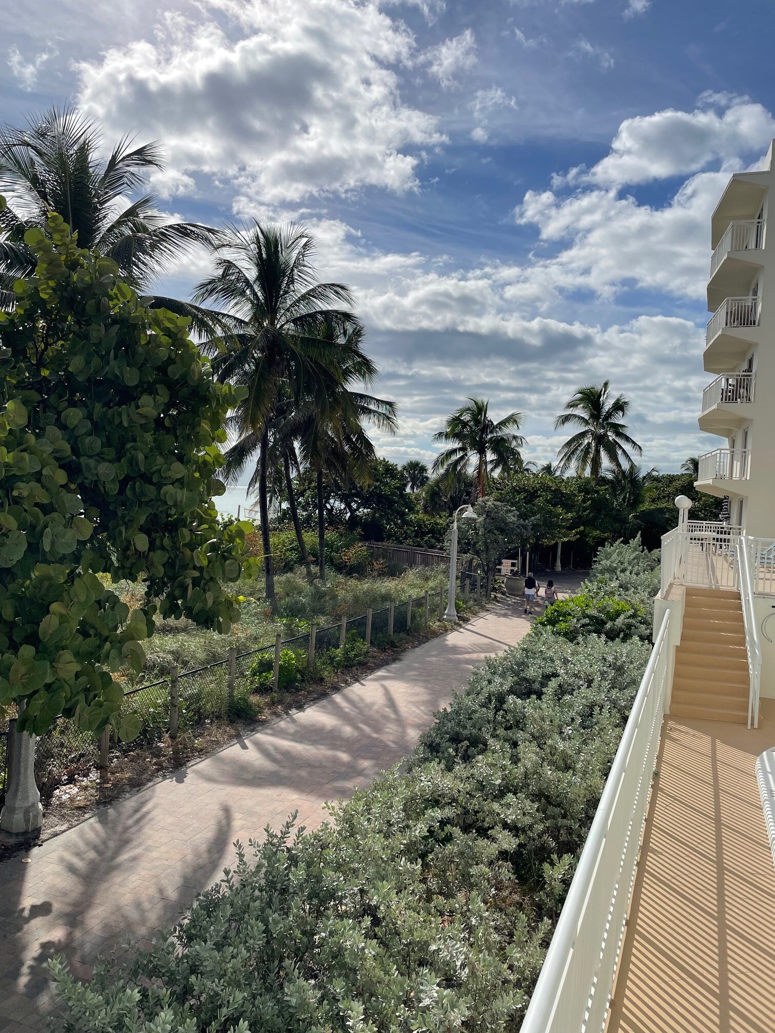 Building Photo - 901 S Surf Rd