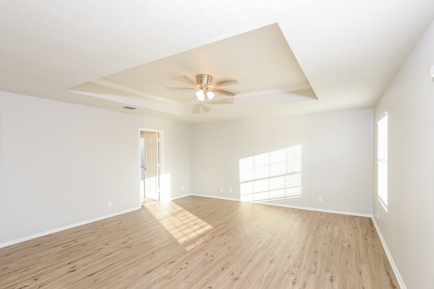 Building Photo - 10923 Rindle Ranch