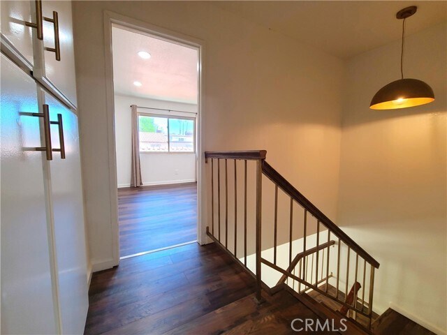 Building Photo - 1077 S Santo Antonio Dr