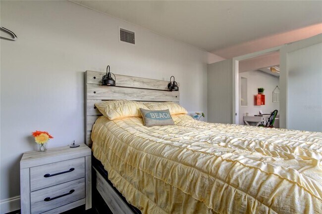 Building Photo - 1907 2nd St N