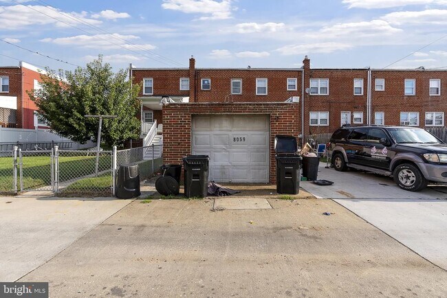 Building Photo - 8059 Gray Haven Rd