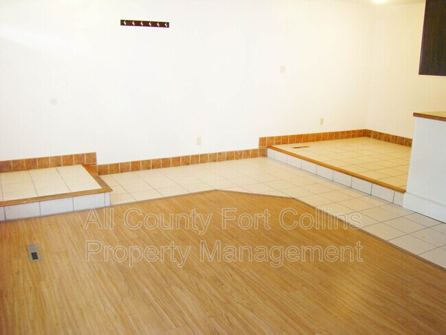 Building Photo - 1719 Larch St