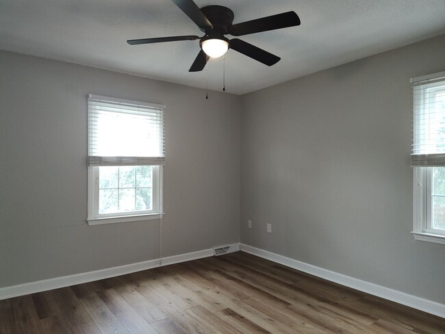 Building Photo - Beautiful home located in a Cul-de-Sac in the Terrabrook Community!
