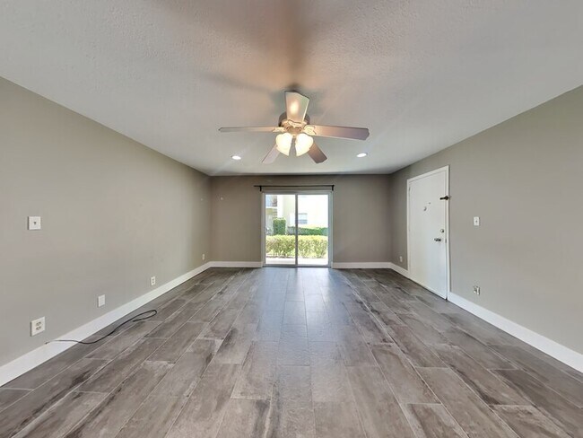 Building Photo - 1500 Gay Rd