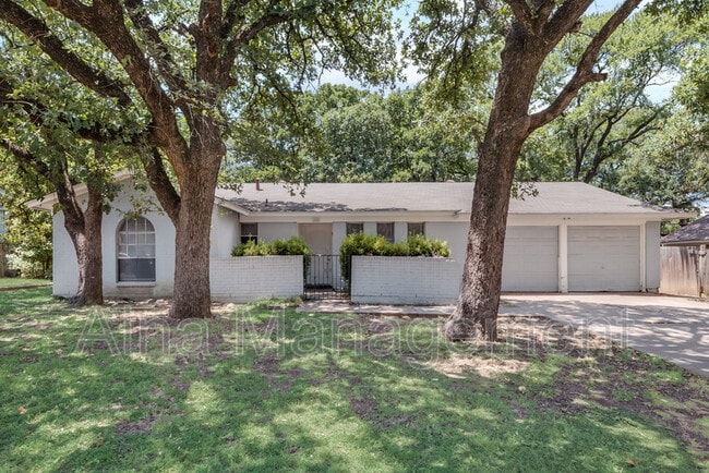 Building Photo - 6500 Melinda Dr