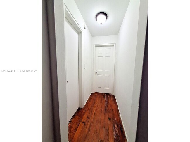 Building Photo - 1770 Meridian Ave