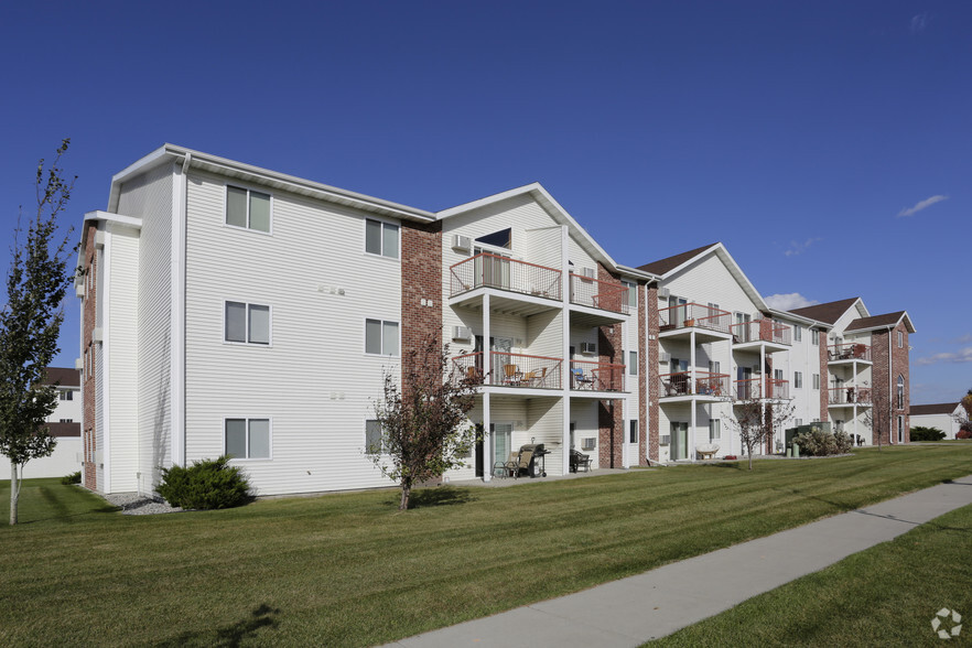 Primary Photo - Central Park Apartments