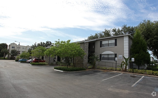 Building Photo - Westshore Marina Flats
