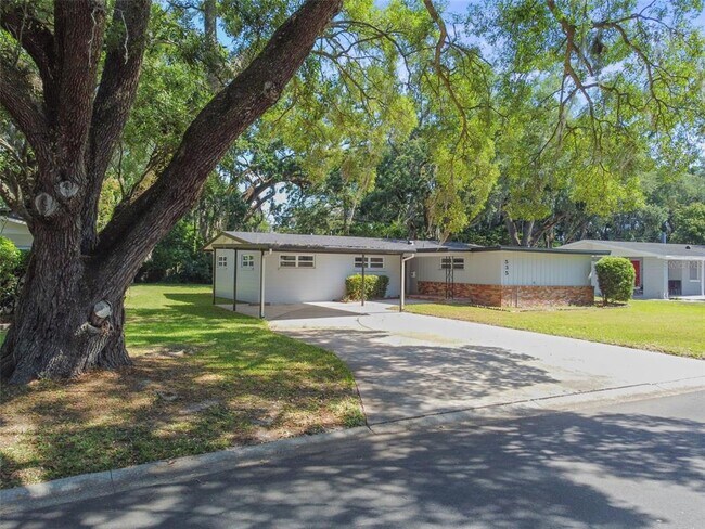 Building Photo - 535 W Palmeden Dr