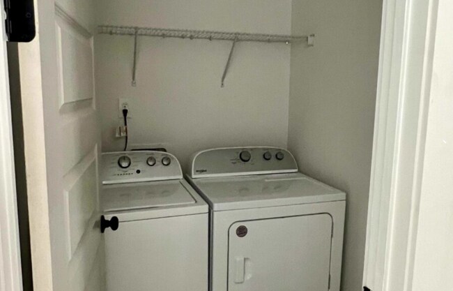 Building Photo - NEW CONSTRUCTION! NOW LEASING FOR AUGUST 2026!