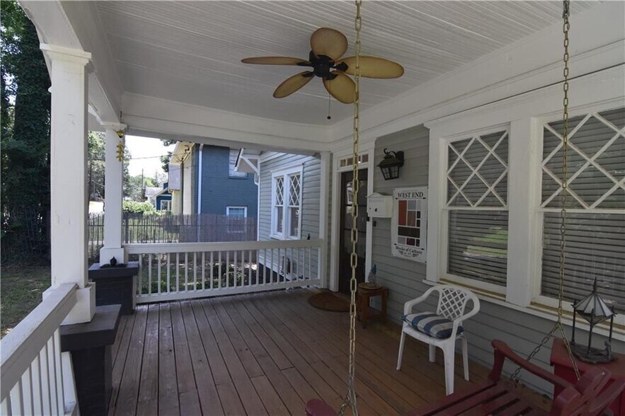 Building Photo - 375 Atwood St SW