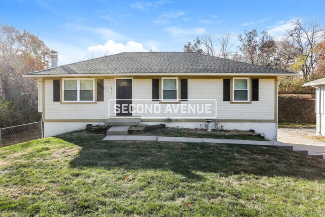 Primary Photo - 1705 Vilas ST