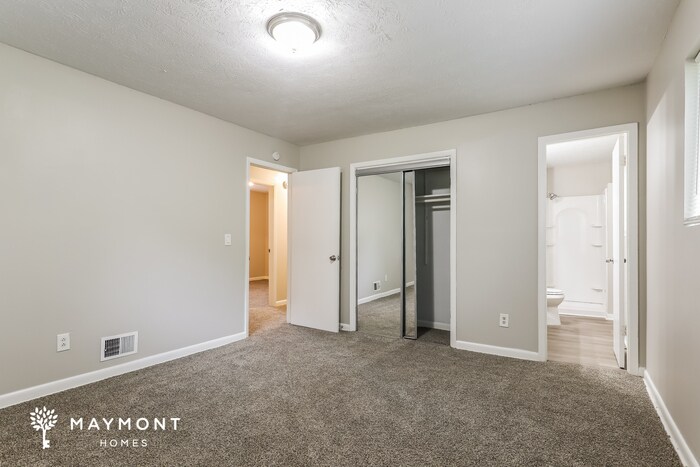 Building Photo - 203 Lucan Way