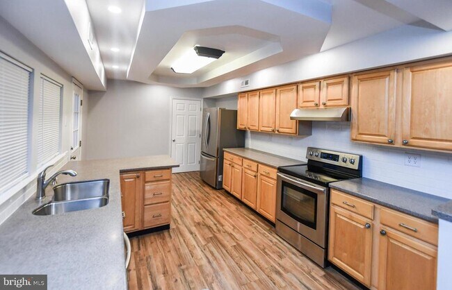 Building Photo - 1303 Port Echo Ln