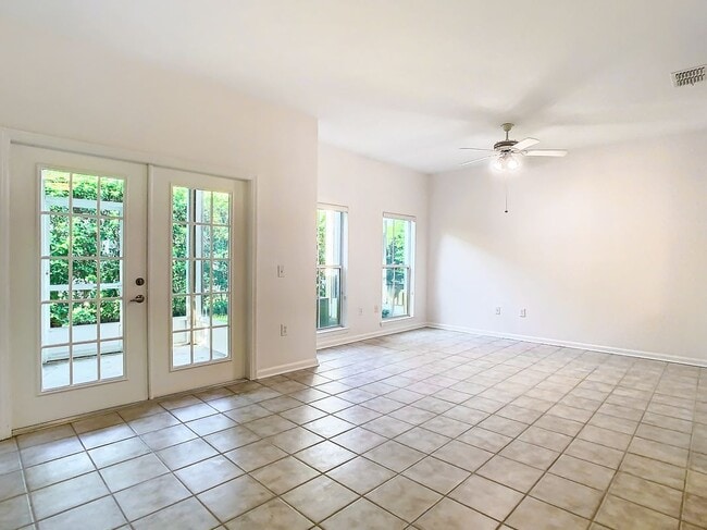 Building Photo - 8009 Tipperary Ln