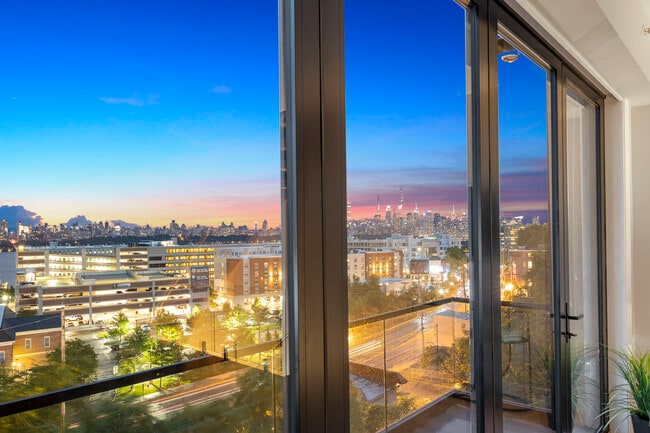 Building Photo - 8822 Churchill Rd