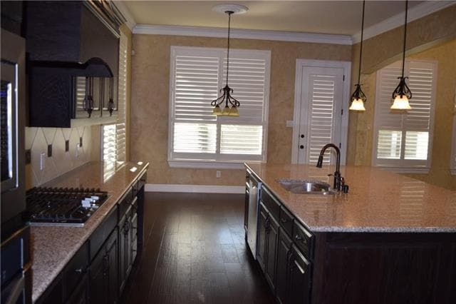 Building Photo - 115 Oakwood Ln