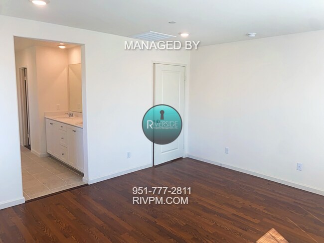 Building Photo - REMARKABLE RENTAL OPPORTUNITY IN SAN JACIN...