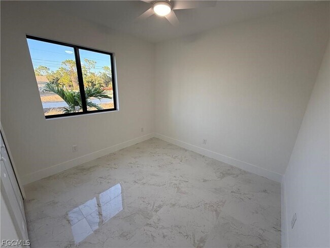 Building Photo - 4342 NW 34th Pl