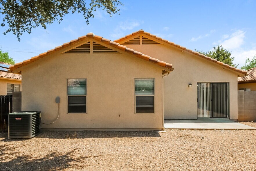 Building Photo - 27834 N 30th Ln