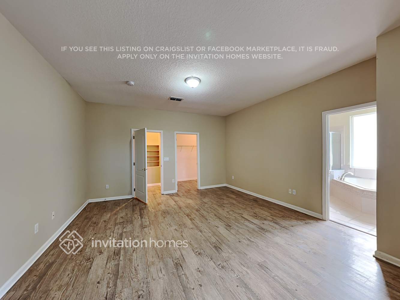 Building Photo - 384 Misty Oaks Run