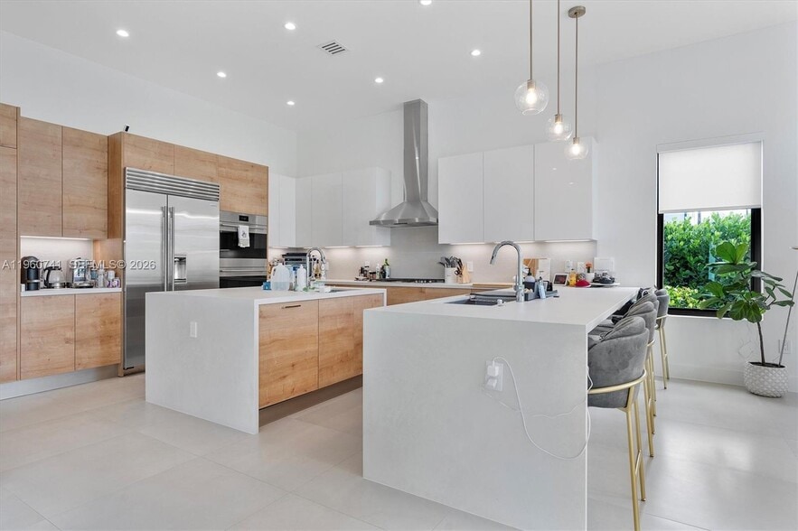 Building Photo - 3502 Ashwood Cir N