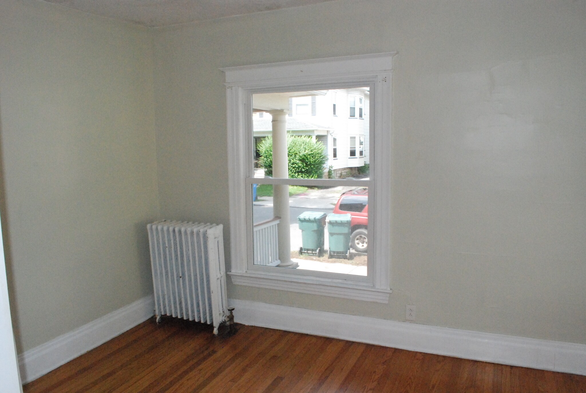 Bedroom 1 - 27 Harper St