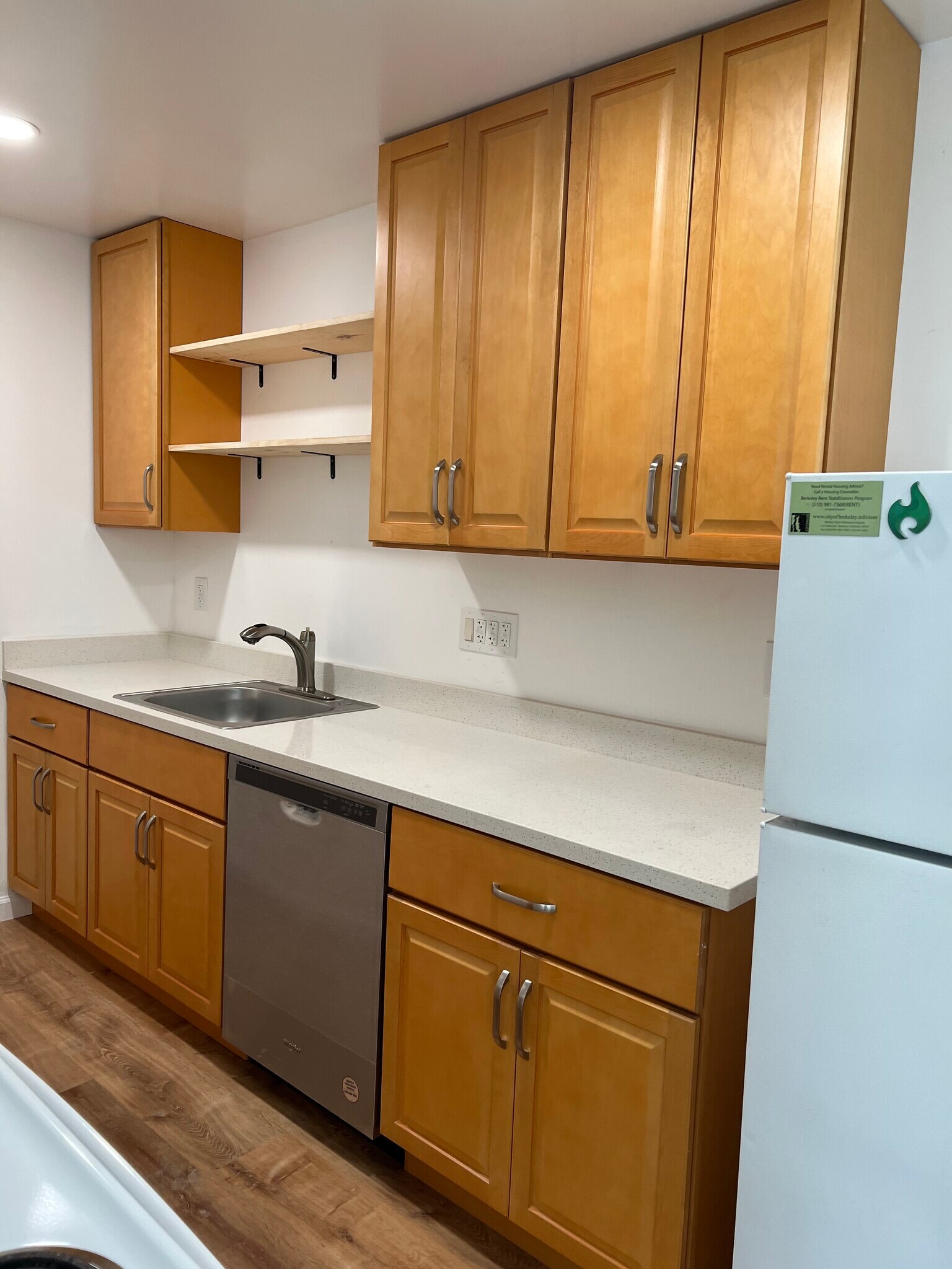 Building Photo - 2009 McGee Ave