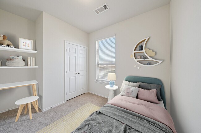 Building Photo - 8604 Hollyoaks Creek Ln