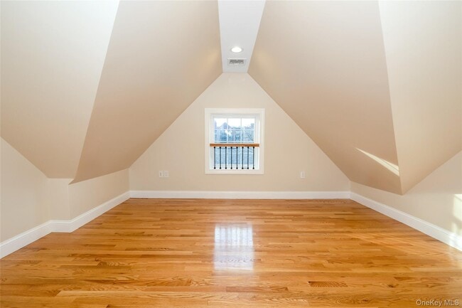 Building Photo - 16 Grand Blvd