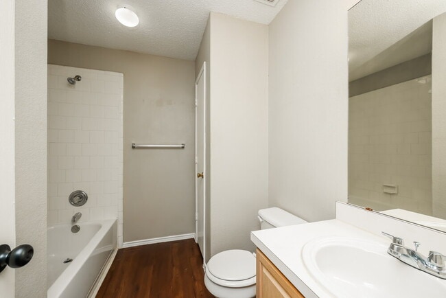 Building Photo - 3309 Teasbend Ct