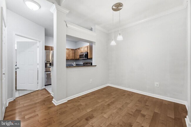 Building Photo - 4551 Strutfield Ln