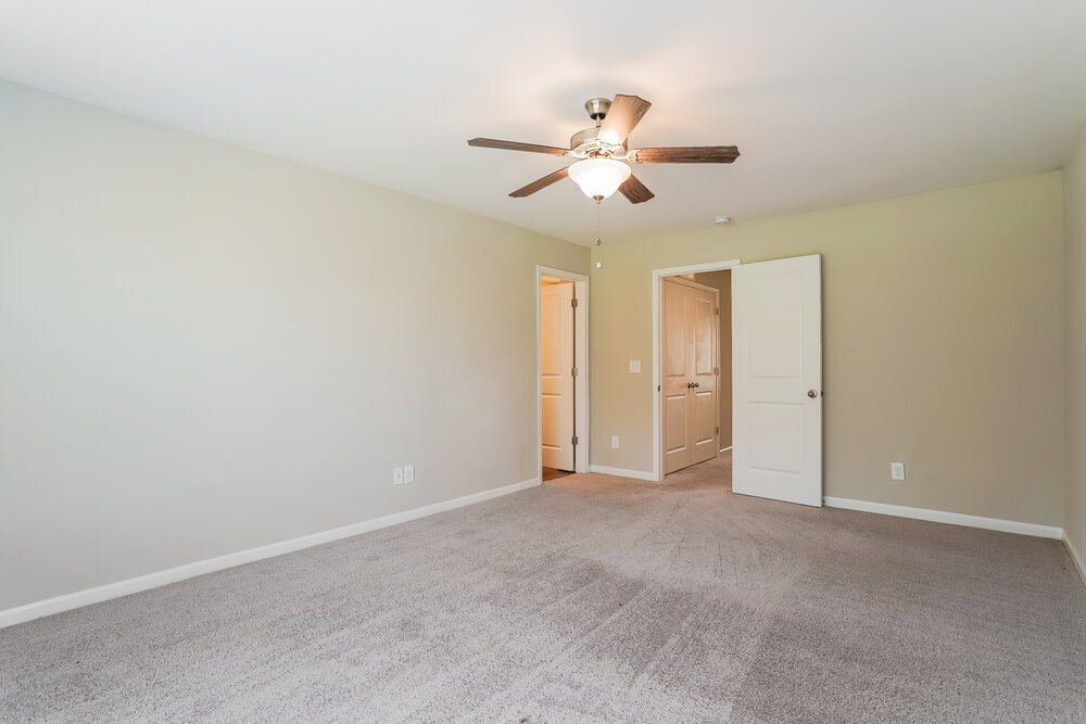 Building Photo - 542 Landing View Dr