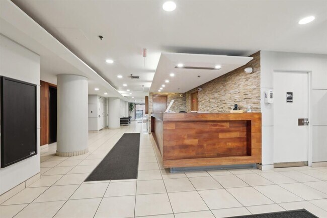 Building Photo - 689 Marin Blvd