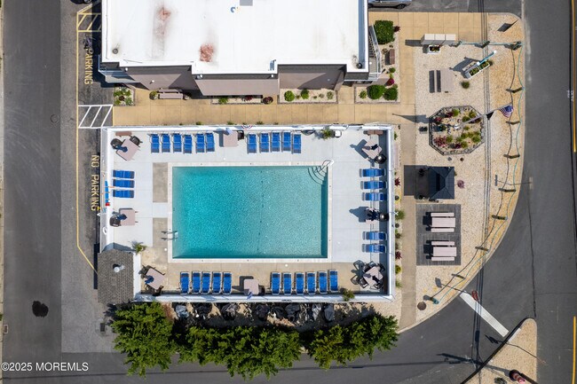 Building Photo - 1681 NJ-35