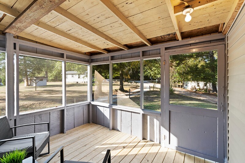 Building Photo - 40 Collins Village Cir