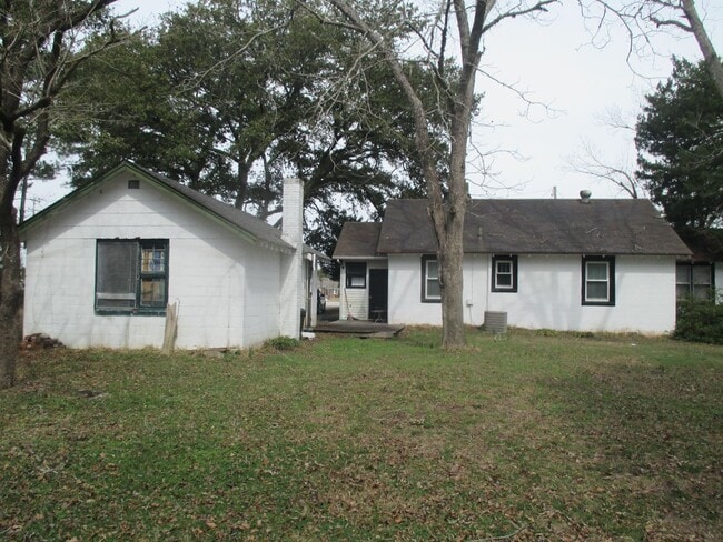 Building Photo - 1591 NC-24