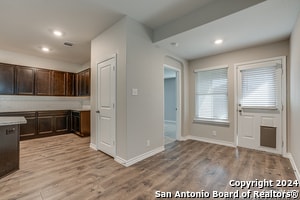 Building Photo - 422 Sabine River