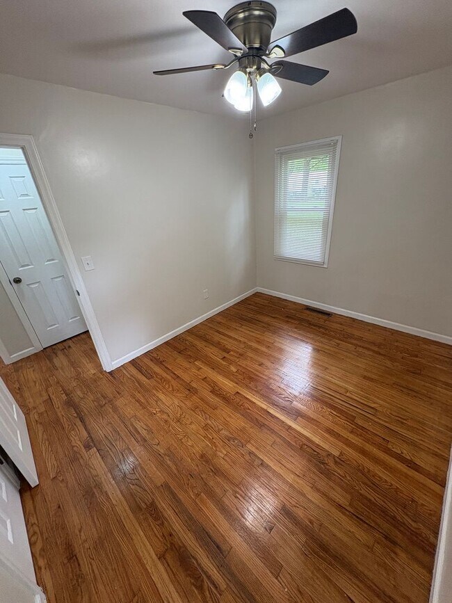 Building Photo - Cozy 3 Bedroom / 2 Bath Updated Home with Large Fenced Yard and Brand-New Multi-Level Deck
