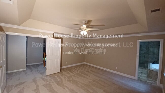 Building Photo - 5190 Southlake Dr