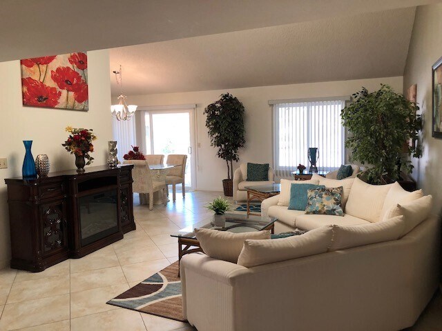 Building Photo - 1808 Leisure World