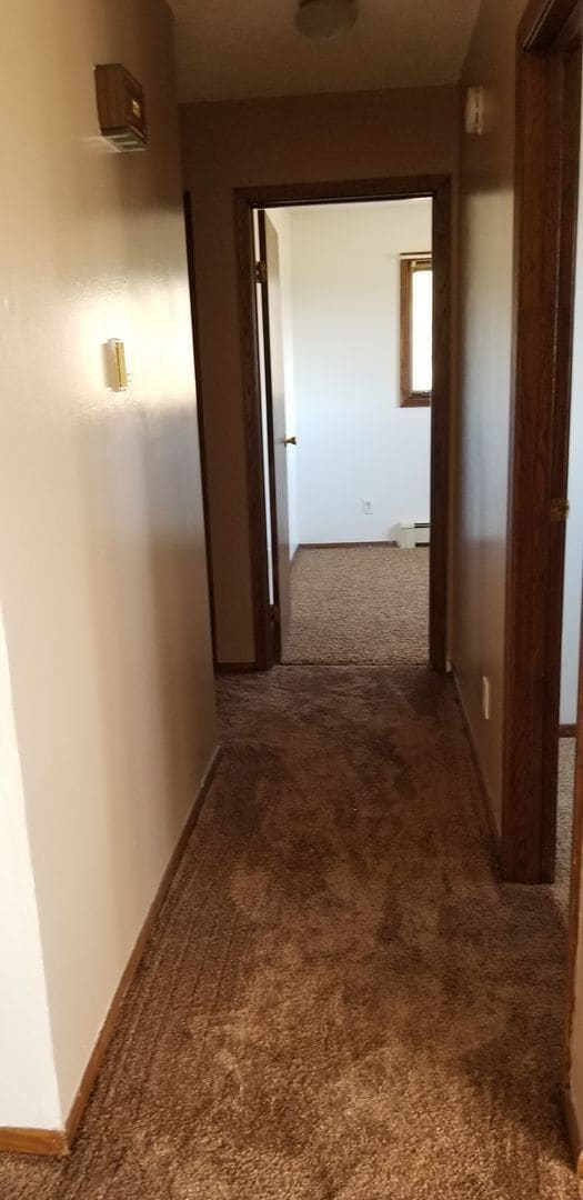 Building Photo - Large 2+ Bedroom home with a country setting
