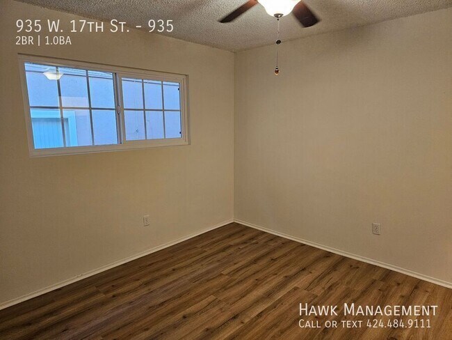 Building Photo - 935 W 17th St