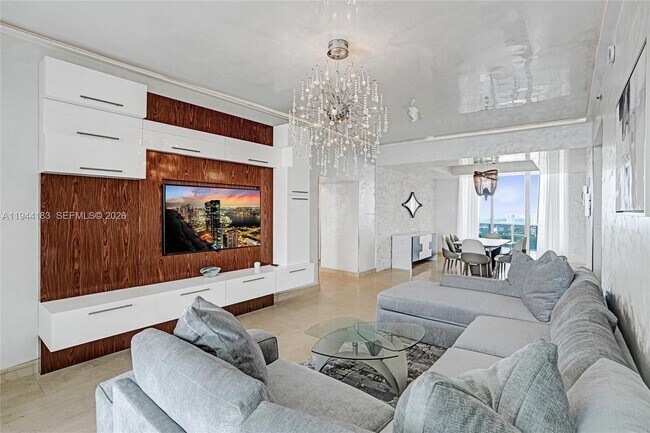 Building Photo - 15901 Collins Ave