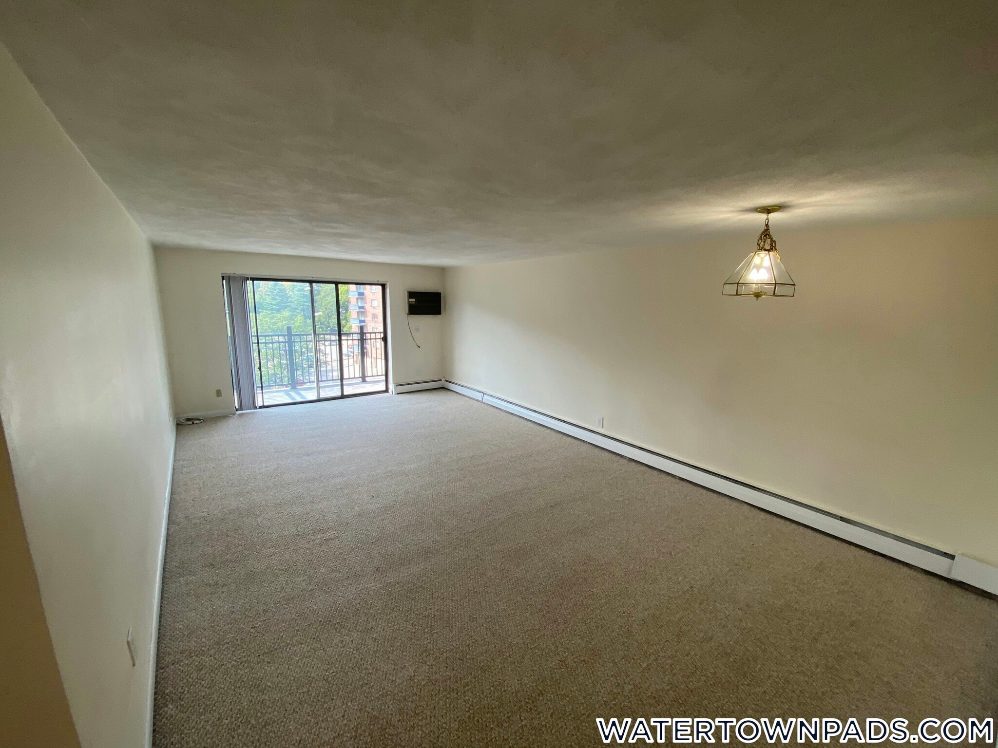 Building Photo - 24 Whites Ave