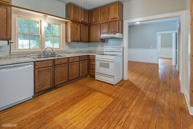 Building Photo - 2 br, 2 bath House - 45 Short Street 1