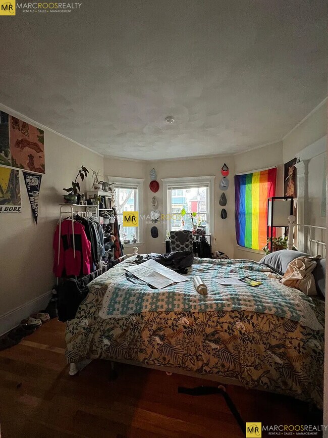 Building Photo - 12 Pinkham Rd