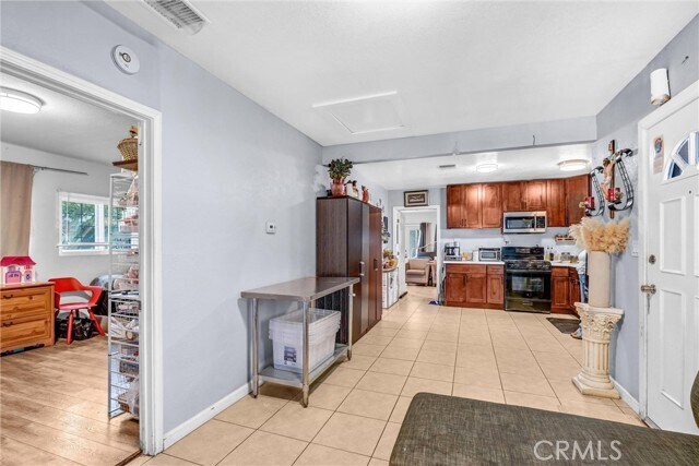 Building Photo - 10517 Firmona Ave