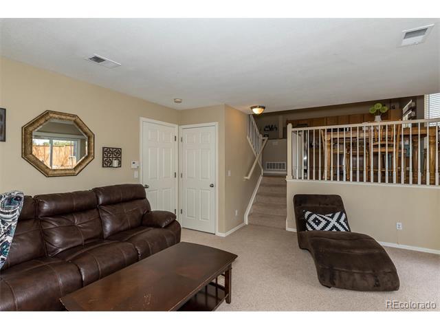 Building Photo - Beautiful 3BR/2 BA in Cherry Creek School District